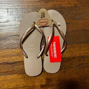 Havaianas Flip Flops, Rose Gold, Women's Size 6, BRAND NEW